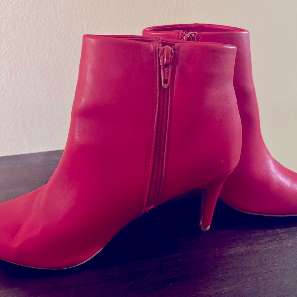 Red booties!